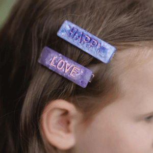 lot de 2 barrettes crocodiles love et happy violette glitter great pretenders (2) (1)