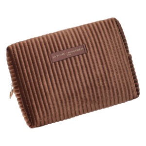 grande trousse de toilette matelassée velours marron la petite cachottiere (1) (1)