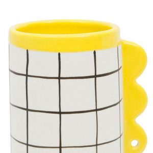 vase-cylindre-lumi-ecru-carreaux noir-jaune6 (1) (1)
