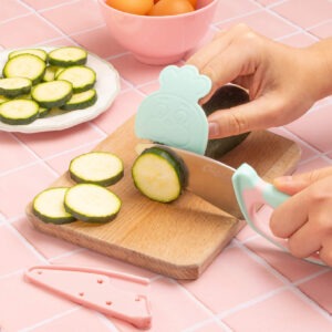 Coffret enfant couteau + protège doigts Pastel rose & vert chef club (2) (1)