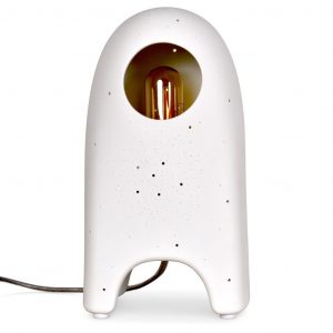 Lampe en porcelaine blanche avec trou et petites points