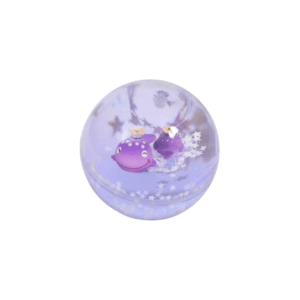balle rebondissante avec liquide et figurine animal baleines violettes moulin roty (7) (1)