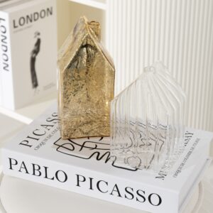 maison en verre doré déco doré opaque et transparent strié